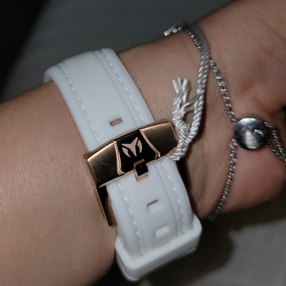 Bran new with tags ladies Technomarine watch.